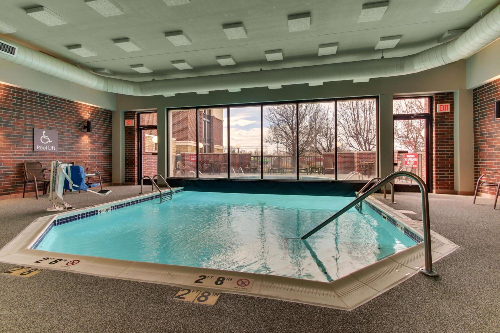 Drury Inn & Suites Poplar Bluff Buitenkant foto